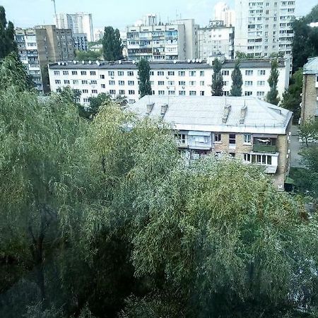 Квартира Рядом Севастопольская Площадь,Добробут,Жуляны Київ Екстер'єр фото